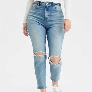 American Eagle Curvy Mom Jean